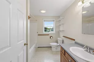 27 Clinton St, Concord, NH 03301 - Photo 22