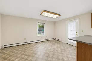 27 Clinton St, Concord, NH 03301 - Photo 12