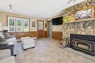 17 Dudley Rd, Brentwood, NH 03833 - Photo 4