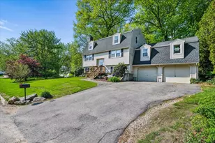 6 Nutmeg Dr, Nashua, NH 03062 - Photo 4