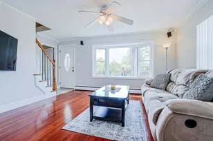 99 Knowlton St, Manchester, NH 03103 - Photo 4