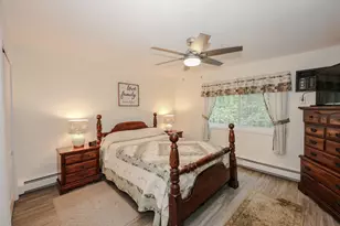 379 Huse Rd, Manchester, NH 03103 - Photo 16