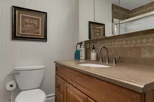 16 Sanders Rd, Hudson, NH 03051 - Photo 28