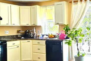 69 Birch Glen Dr, Bennington, NH 03442 - Photo 2