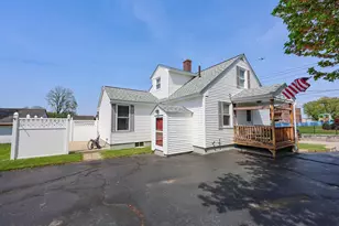 36 Alsace St, Manchester, NH 03102 - Photo 8