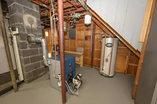 36 Alsace St, Manchester, NH 03102 - Photo 36