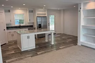 14 Mercury Ln, Nashua, NH 03062 - Photo 4
