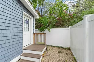 28-30 Thorwald Ave, Hampton, NH 03842 - Photo 10