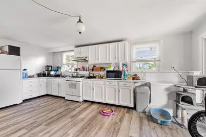 28-30 Thorwald Avenue, Hampton, NH 03842 - Photo 4