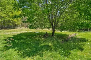 45 Old Center Rd, Deerfield, NH 03037 - Photo 16