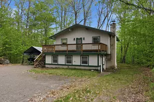 139 Wintersport St, Moultonborough, NH 03254 - Photo 2