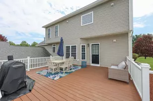 3 Checkerberry Ln, Londonderry, NH 03053 - Photo 8