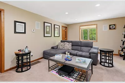 8 Seasons Lane, Londonderry, NH 03053 - Photo 22