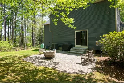8 Seasons Lane, Londonderry, NH 03053 - Photo 6