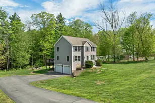 7 Cortland Dr, Epping, NH 03042 - Photo 4
