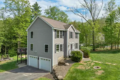7 Cortland Drive, Epping, NH 03042 - Photo 2