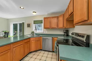 725 Shore Dr, Laconia, NH 03246 - Photo 6