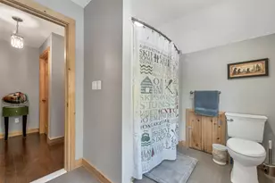 171 Center St, Wolfeboro, NH 03894 - Photo 12