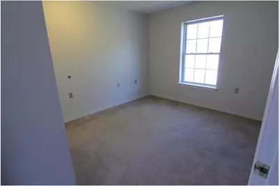 89 Eastern Ae. Avenue #305, Manchester, NH 03104 - Photo 10