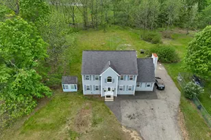 12 Chester Rd, Derry, NH 03038 - Photo 10