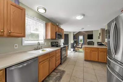 12 Chester Road, Derry, NH 03038 - Photo 1
