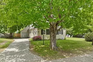 15 Snow St, Concord, NH 03303 - Photo 4