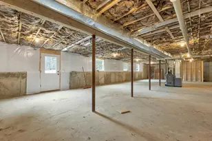 12 Piper St, Franklin, NH 03235 - Photo 8