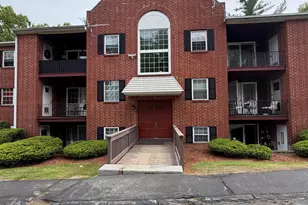 1 Louisburg Square, Nashua, NH 03060 - Photo 2