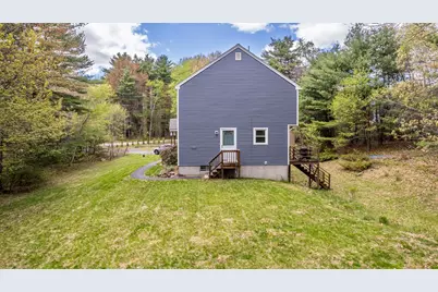 206 Hampstead Road, Derry, NH 03038 - Photo 4