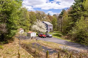 206 Hampstead Rd, Derry, NH 03038 - Photo 8