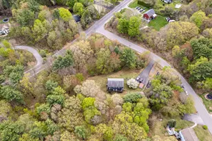 206 Hampstead Rd, Derry, NH 03038 - Photo 10