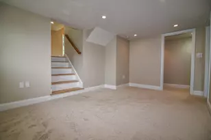 14 Centerville Dr, Salem, NH 03079 - Photo 18