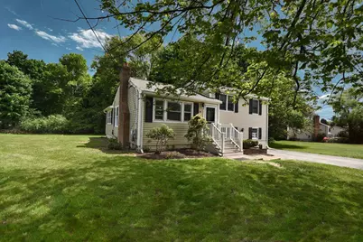 14 Centerville Drive, Salem, NH 03079 - Photo 1