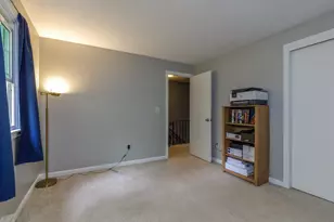 8 Midridge Cir, Londonderry, NH 03053 - Photo 32