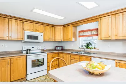 27 Watercress Drive, Rochester, NH 03868 - Photo 6