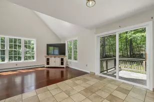 10 Edwin Ln, Newmarket, NH 03857 - Photo 10