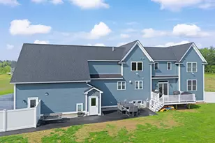 13 Stone Crk Dr, Brentwood, NH 03833 - Photo 10