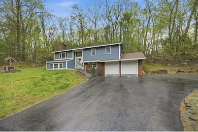 10 Hillside Road, Kingston, NH 03848 - Photo 2