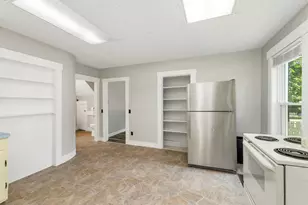 37 Merrill St, Plymouth, NH 03264 - Photo 8