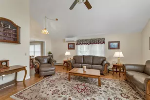 28 Autumn Ln, Gilford, NH 03249 - Photo 4