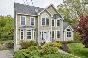 212 Oak Hill Rd, Barrington, NH 03825 - Photo 1