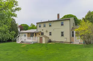 39 Dearborn Ave, Hampton, NH 03842 - Photo 10