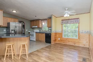 12 Mountain View Rd, Deerfield, NH 03037 - Photo 14