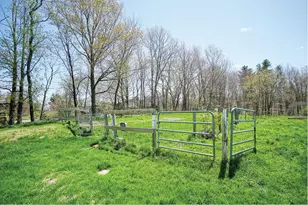 197 Chester St, Chester, NH 03036 - Photo 14