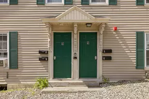 9 Central St, Newmarket, NH 03857 - Photo 4