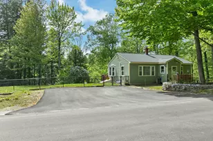 81 Ramblewood Cir, Newbury, NH 03255 - Photo 2