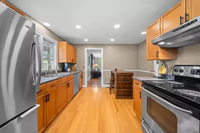 30 Sheffield Road, Portsmouth, NH 03801 - Photo 2