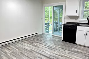 30 Emerald Dr, Derry, NH 03038 - Photo 4