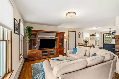 137 Wedgewood Lane, Manchester, NH 03109 - Photo 4