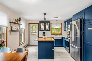 137 Wedgewood Ln, Manchester, NH 03109 - Photo 14